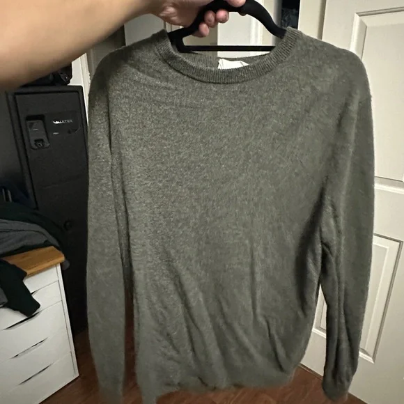 Everlane Cashmere Green Sweater